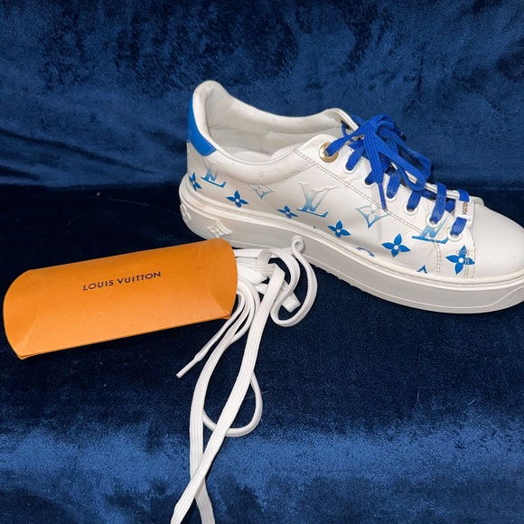 Louis Vuitton Time Out Sneaker in blue. Size 38. - Picture 5 of 8